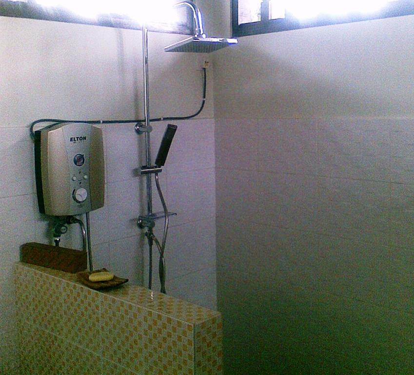Bohok Guesthouse Pantai Cenang (Langkawi) Kamer foto