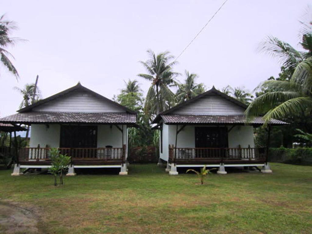 Bohok Guesthouse Pantai Cenang (Langkawi) Buitenkant foto
