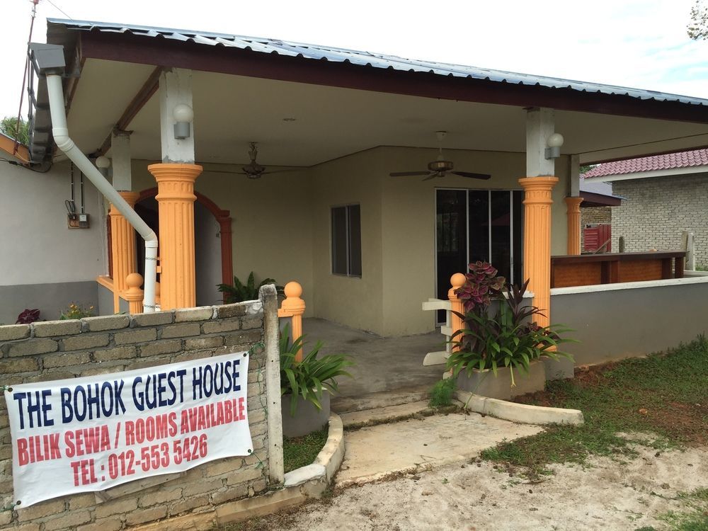 Bohok Guesthouse Pantai Cenang (Langkawi) Buitenkant foto