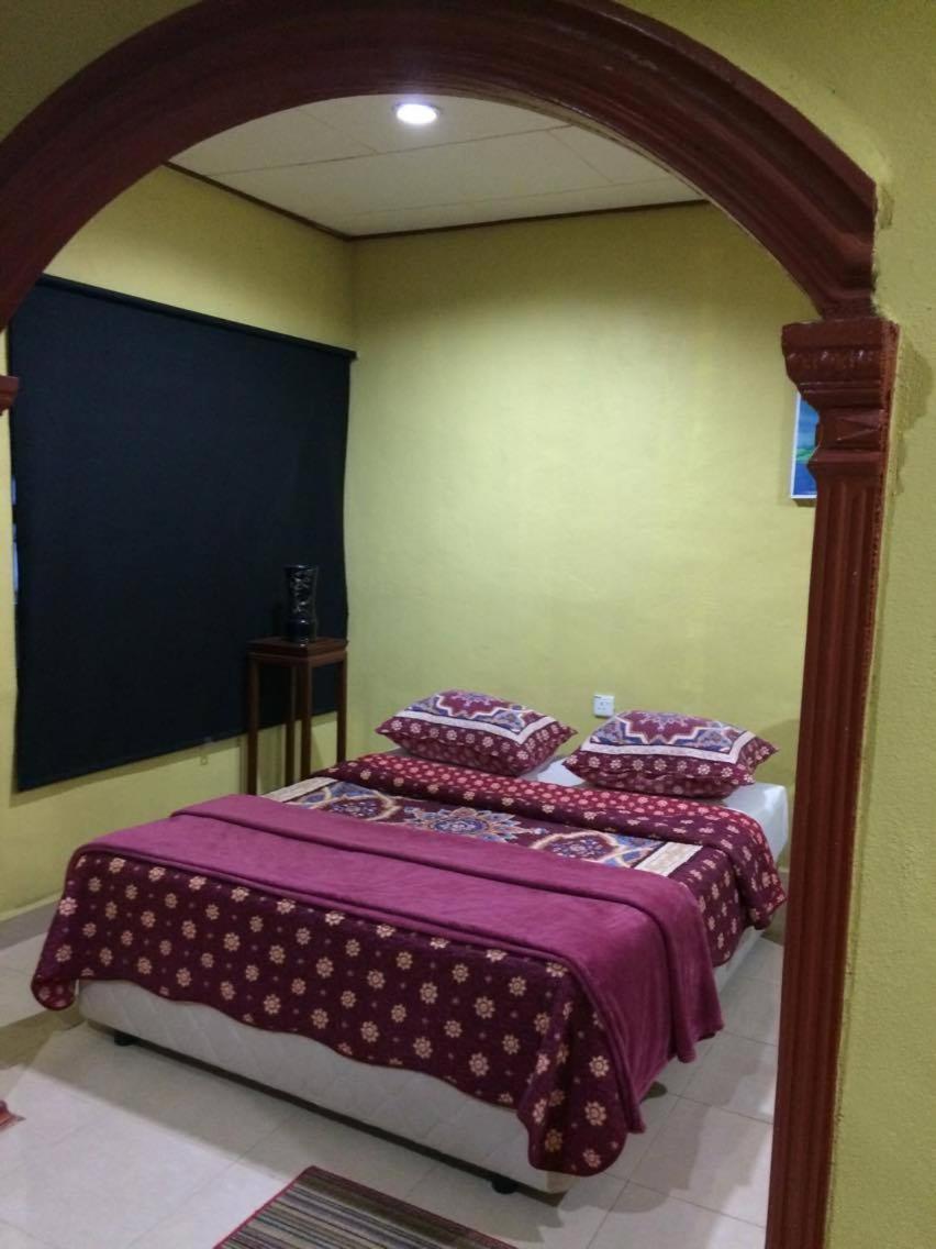 Bohok Guesthouse Pantai Cenang (Langkawi) Buitenkant foto