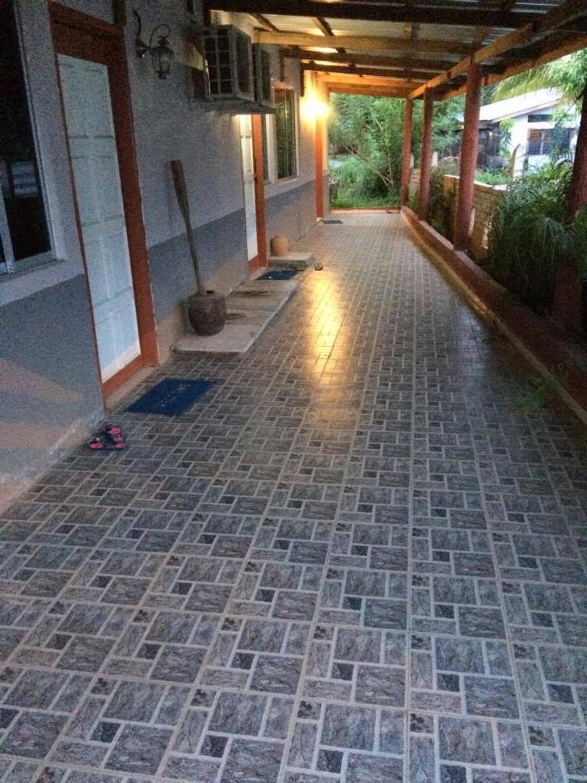Bohok Guesthouse Pantai Cenang (Langkawi) Buitenkant foto