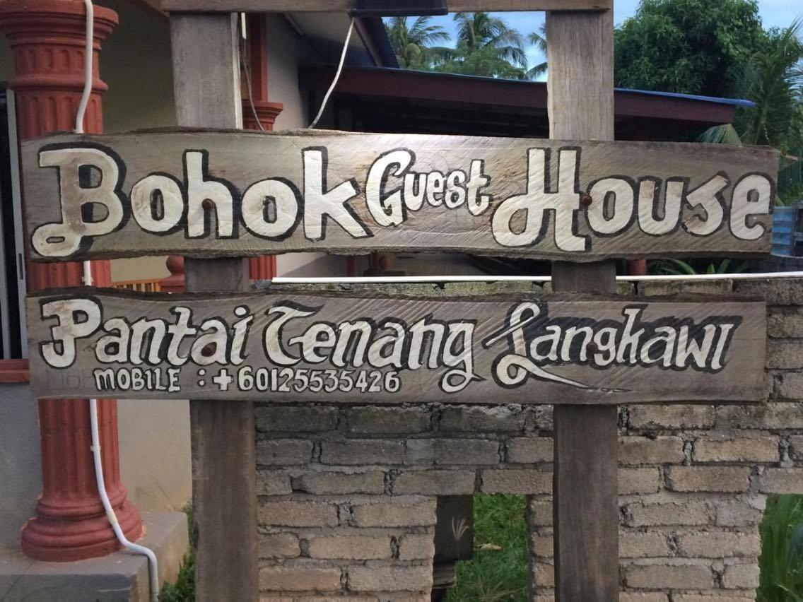 Bohok Guesthouse Pantai Cenang (Langkawi) Buitenkant foto